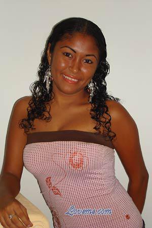 86582 - Yesica Age: 27 - Colombia